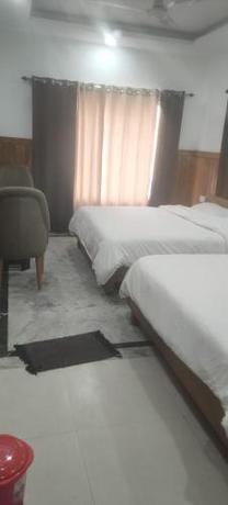 Imagen general del Jbk hotel Guptkashi. Foto 1