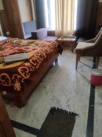 Imagen general del Jbk hotel sirsi. Foto 4