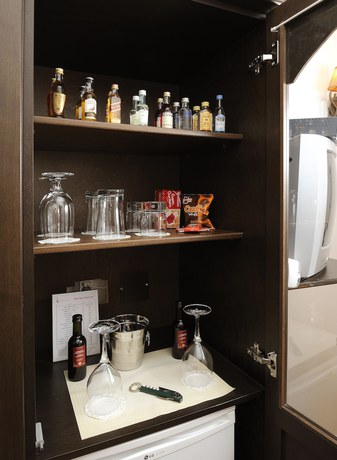 Imagen de la habitación del Jennifer Home Hotel. Foto 8