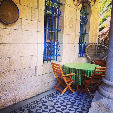 Imagen de los exteriores del Jerusalem Garden Home. Foto 7
