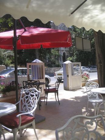 Imagen de los exteriores del Jerusalem Garden Home. Foto 9
