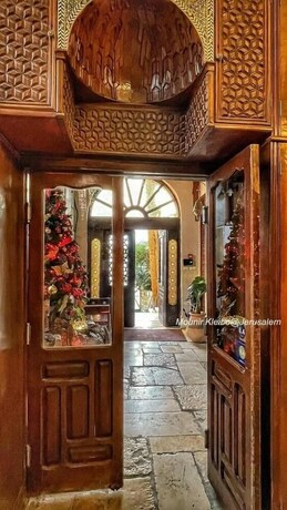 Imagen de los interiores del Jerusalem Hotel. Foto 16