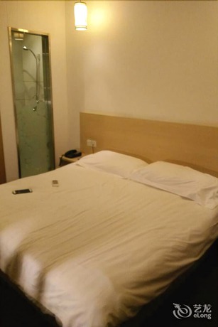Imagen de la habitación del Ji Hotel- Shanghai Bund Ningbo Road Branch. Foto 3