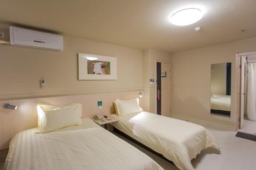 Imagen general del Jinjiang Inn Ulanqab Xingfu Square. Foto 3