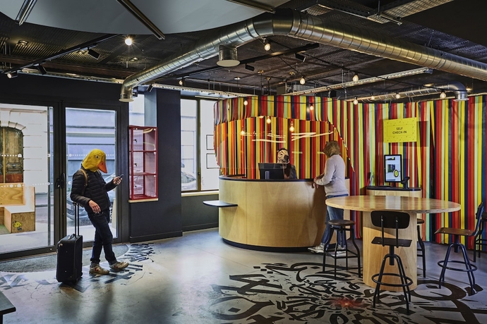 Imagen de los interiores del JoandJoe Paris Nation - Hostel. Foto 19