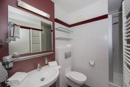 Imagen de la habitación del Johannesbad Hotel Ph&ouml;nix. Foto 9