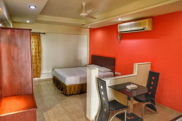 Imagen de la habitación del Johny International Hotel. Foto 16