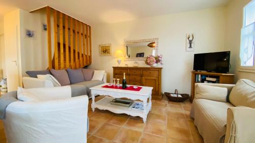 Imagen de la habitación del Jolie maison en résidence au cœur de Saint Martin de Ré. Foto 13