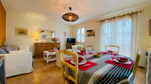 Imagen general del Jolie maison en résidence au cœur de Saint Martin de Ré. Foto 9