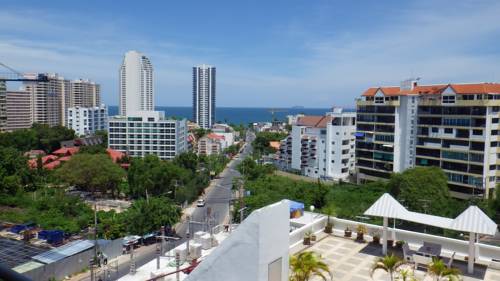 Imagen de la habitación del Jomtien Hill Resort Pratamnak. Foto 10