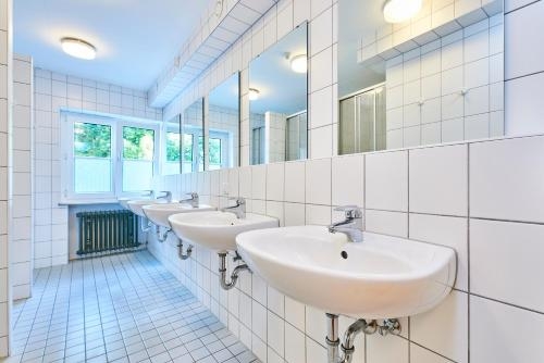 Imagen de la habitación del Jugendherberge Detmold. Foto 9