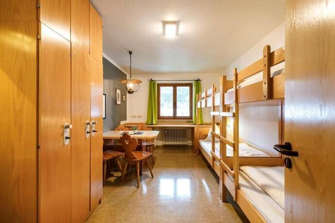 Imagen general del Jugendherberge Kreuth-Scharling - Hostel. Foto 6