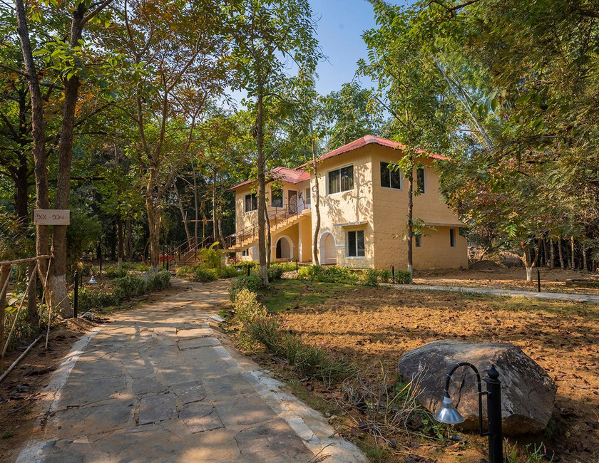 Imagen general del Jungle King Resort, Kanha. Foto 4