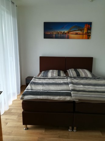 Imagen de la habitación del Jura Hotel. Foto 16