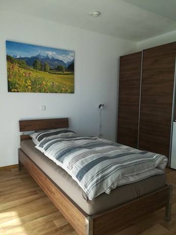 Imagen de la habitación del Jura Hotel. Foto 17