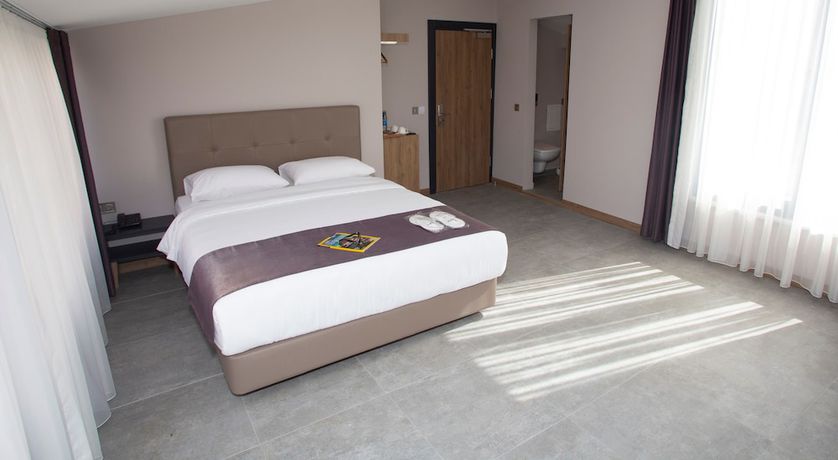 Imagen de la habitación del Jurnal Hotel. Foto 6