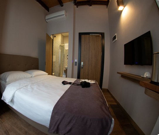 Imagen de la habitación del Jurnal Hotel. Foto 9