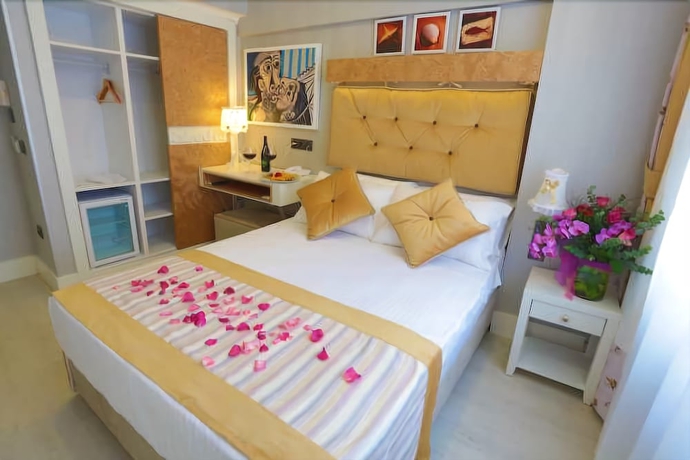 Imagen de la habitación del Just Inn Hotel. Foto 7