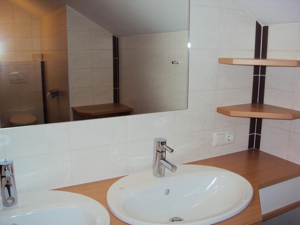 Imagen general del Jutel Obertraun. Foto 9