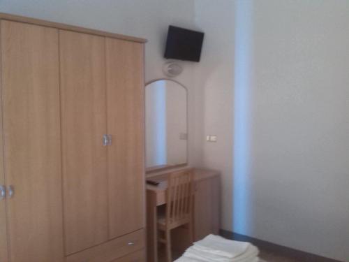 Imagen de la habitación del K2 Hotel. Foto 7