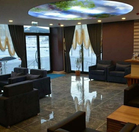 Imagen de los interiores del KADIOĞLU. Foto 8