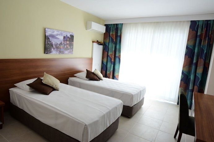Imagen de la habitación del KALİYE ASPENDOS HOTEL. Foto 5