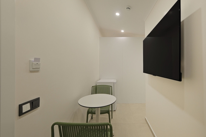 Imagen de la habitación del KARBELSUN CITY. Foto 2
