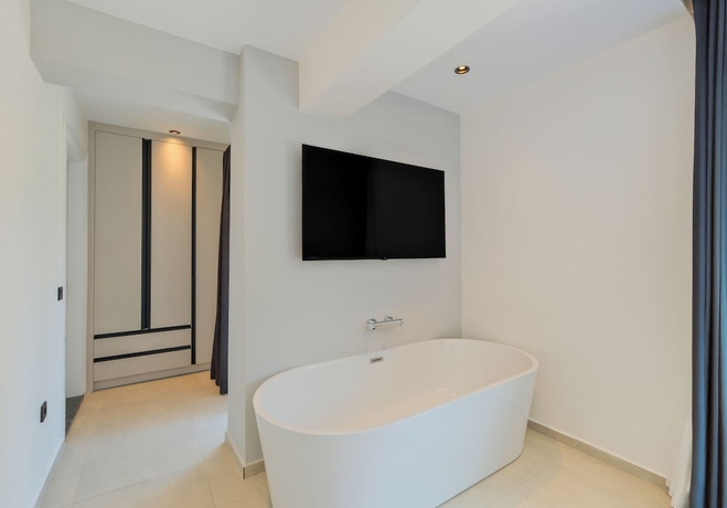 Imagen de la habitación del KARBELSUN CITY. Foto 6