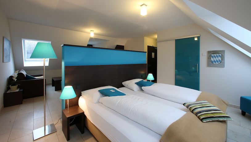 Imagen de la habitación del KH Hotel. Foto 6