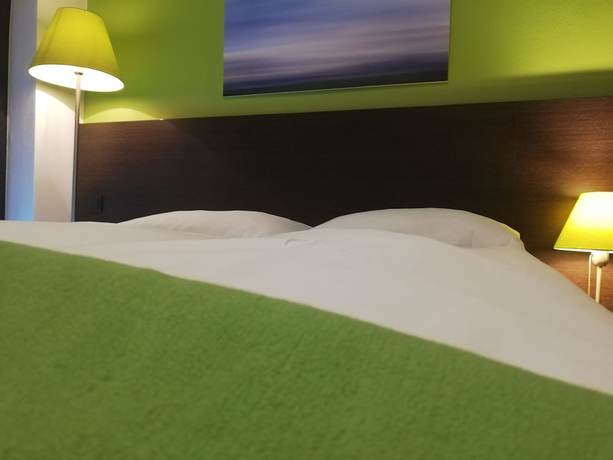 Imagen de la habitación del KH Hotel. Foto 10