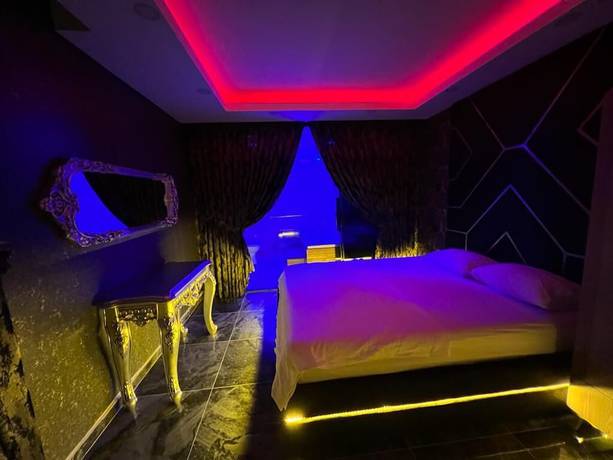 Imagen de la habitación del KIVANC SUIT HOTEL. Foto 16