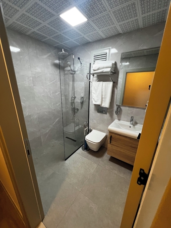 Imagen de la habitación del KONFOR HOTEL. Foto 5