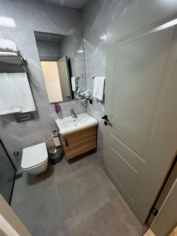 Imagen de la habitación del KONFOR HOTEL. Foto 12