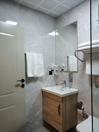 Imagen de la habitación del KONFOR HOTEL. Foto 14