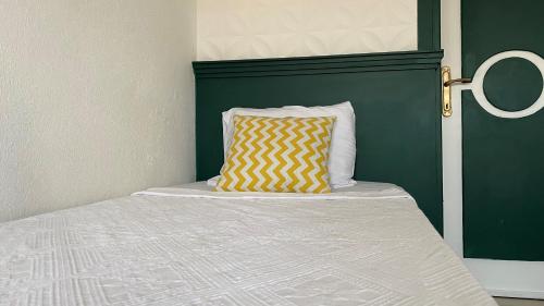 Imagen de la habitación del KİRAZ BEACH OTEL. Foto 17