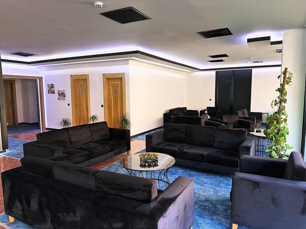 Imagen de los interiores del KT Suite. Foto 18