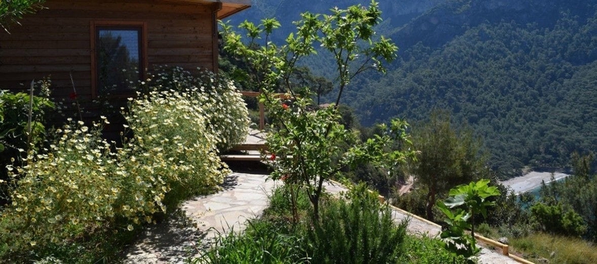 Imagen de los exteriores del Kabak Avalon. Foto 10