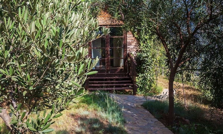 Imagen de los exteriores del Kabak Avalon. Foto 14