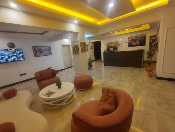 Imagen de los interiores del Kadeer Hotel. Foto 18