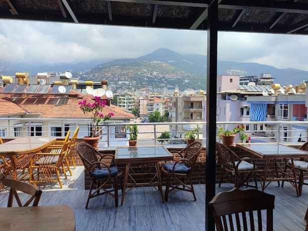 Imagen de la habitación del Kadeer Hotel. Foto 9