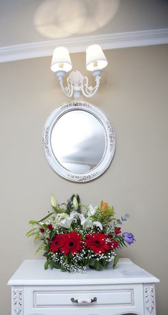 Imagen de la habitación del Kadi Konagi Thermal Hotel. Foto 4