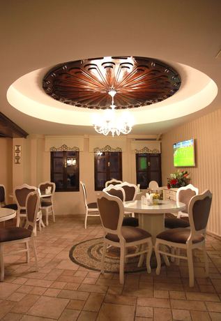 Imagen de los interiores del Kadi Konagi Thermal Hotel. Foto 18