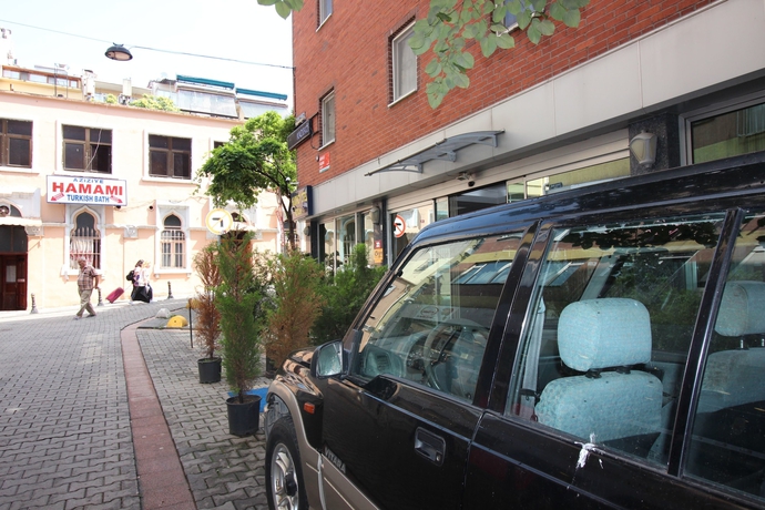 Imagen de los exteriores del Kadikoy Otel. Foto 13