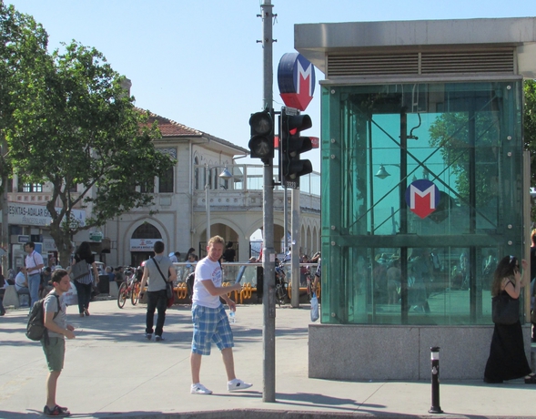 Imagen de los exteriores del Kadikoy Otel. Foto 16