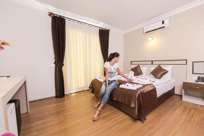 Imagen de la habitación del Kadriye Sarp Otel. Foto 10