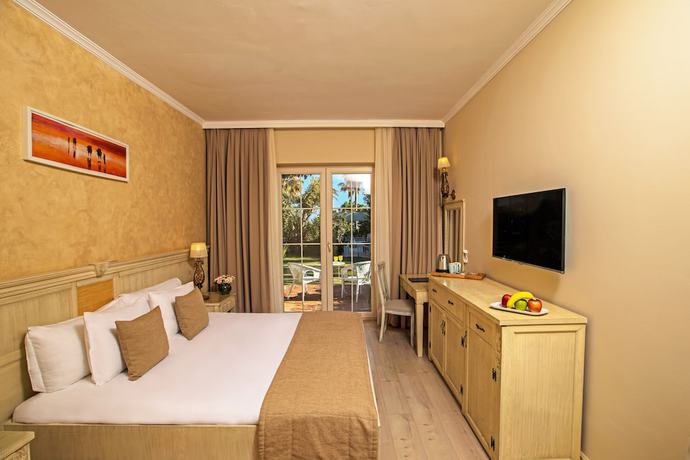 Imagen de la habitación del Kairaba Alacati Beach Resort. Foto 6