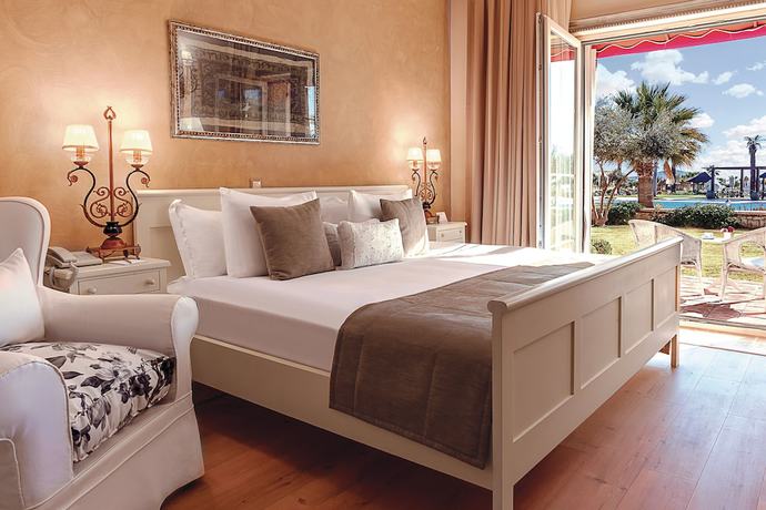 Imagen de la habitación del Kairaba Alacati Beach Resort. Foto 8