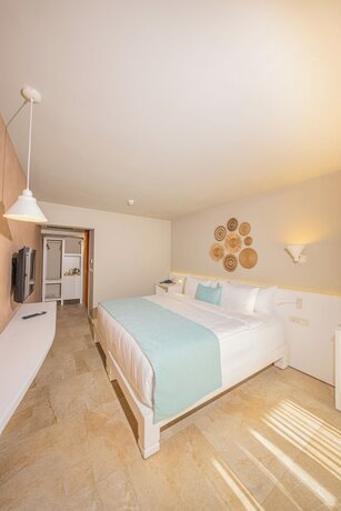 Imagen de la habitación del Kairos Valley Health and Nature Resort. Foto 15