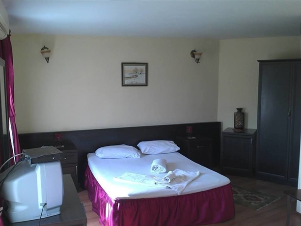 Imagen de la habitación del Kaleici Angel Hotel. Foto 13