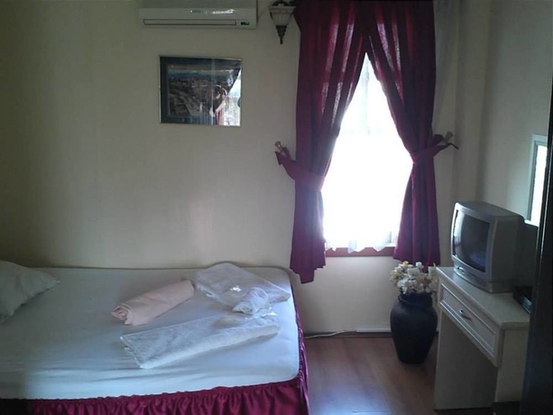 Imagen de la habitación del Kaleici Angel Hotel. Foto 15